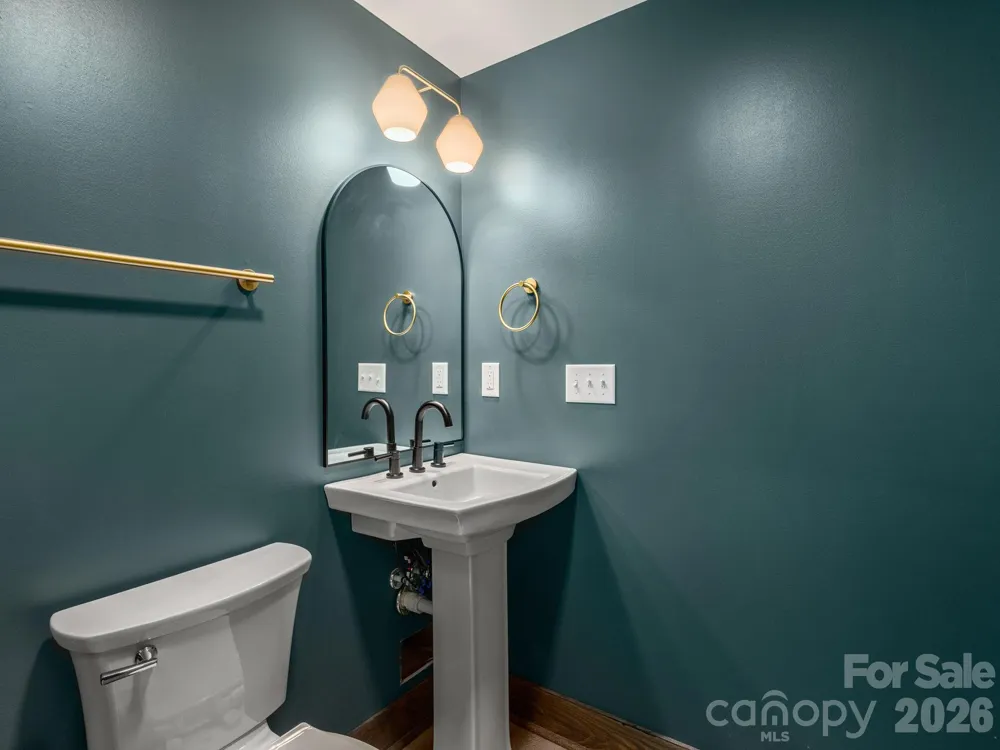 78 Travis Street Clyde, NC 28721