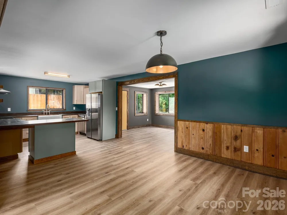 78 Travis Street Clyde, NC 28721