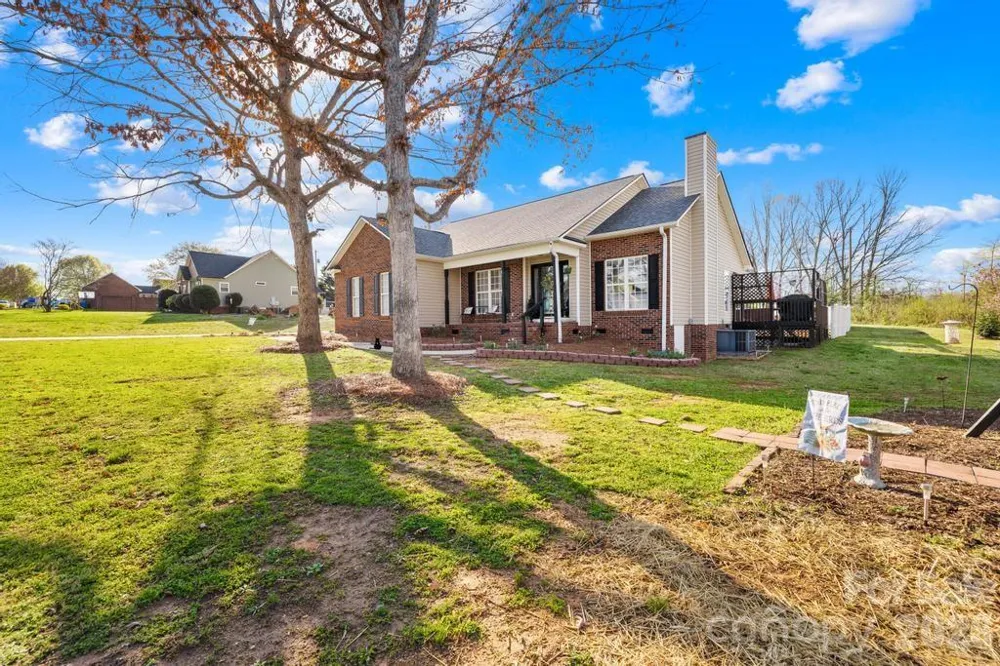 105 Laura Court Cherryville, NC 28021