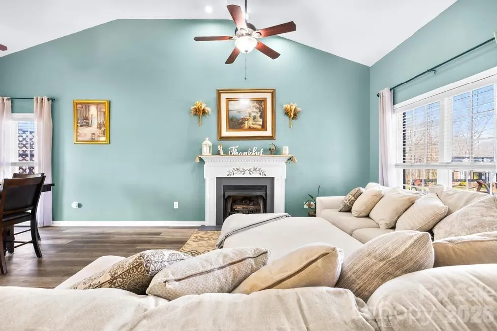 105 Laura Court Cherryville, NC 28021