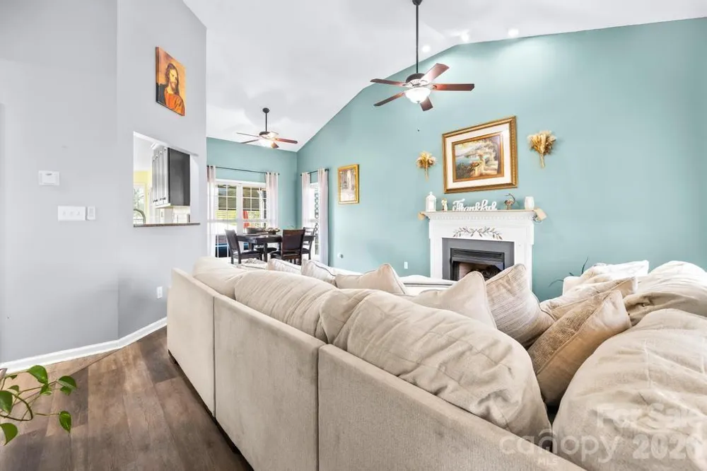 105 Laura Court Cherryville, NC 28021