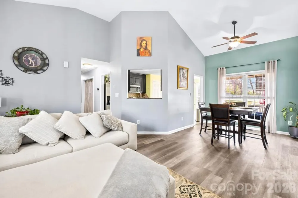 105 Laura Court Cherryville, NC 28021
