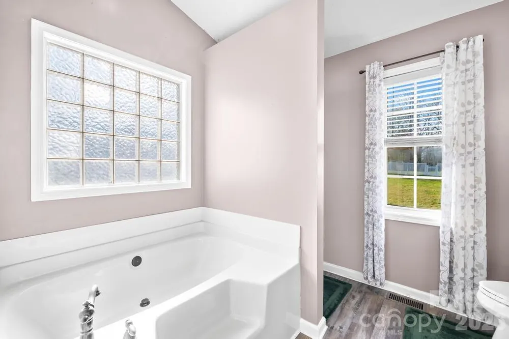105 Laura Court Cherryville, NC 28021