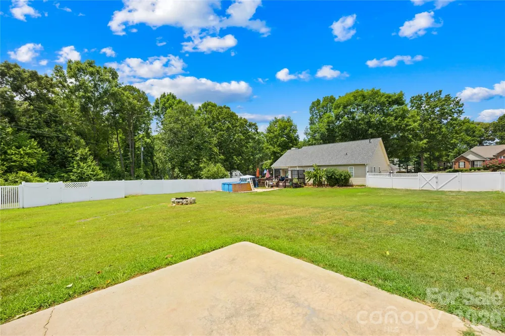 105 Laura Court Cherryville, NC 28021