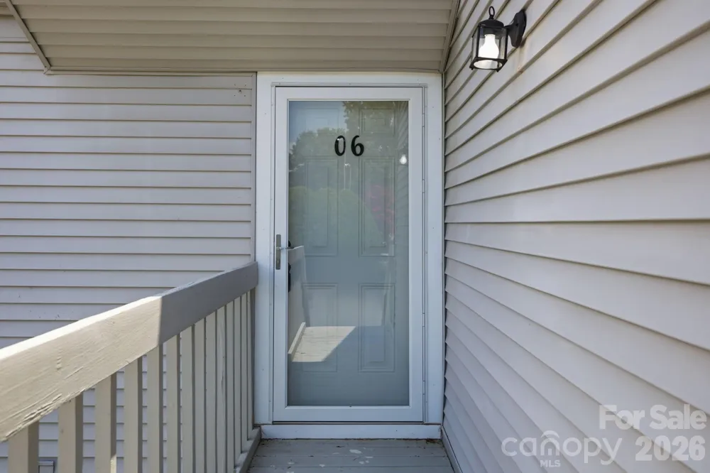 1050 21st Avenue NW #6 Hickory, NC 28601