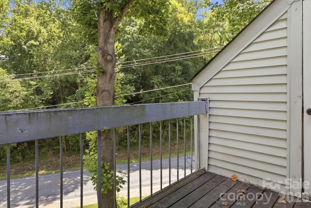 1050 21st Avenue NW #6 Hickory, NC 28601