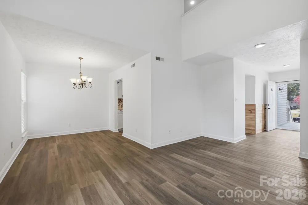 1050 21st Avenue NW #6 Hickory, NC 28601