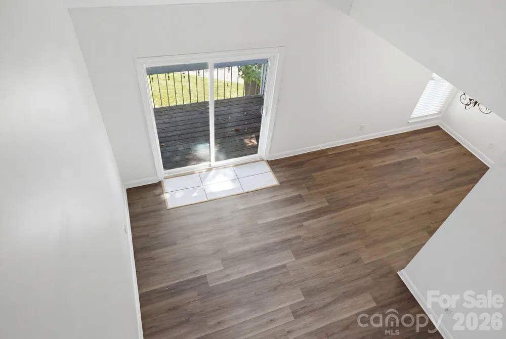 1050 21st Avenue NW #6 Hickory, NC 28601
