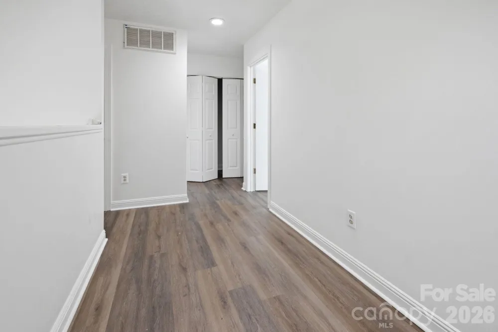 1050 21st Avenue NW #6 Hickory, NC 28601