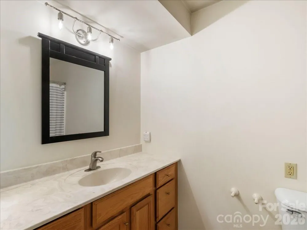 16 Turtle Dove Trail Burnsville, NC 28714