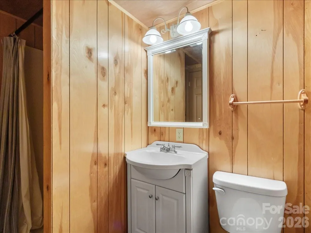 16 Turtle Dove Trail Burnsville, NC 28714