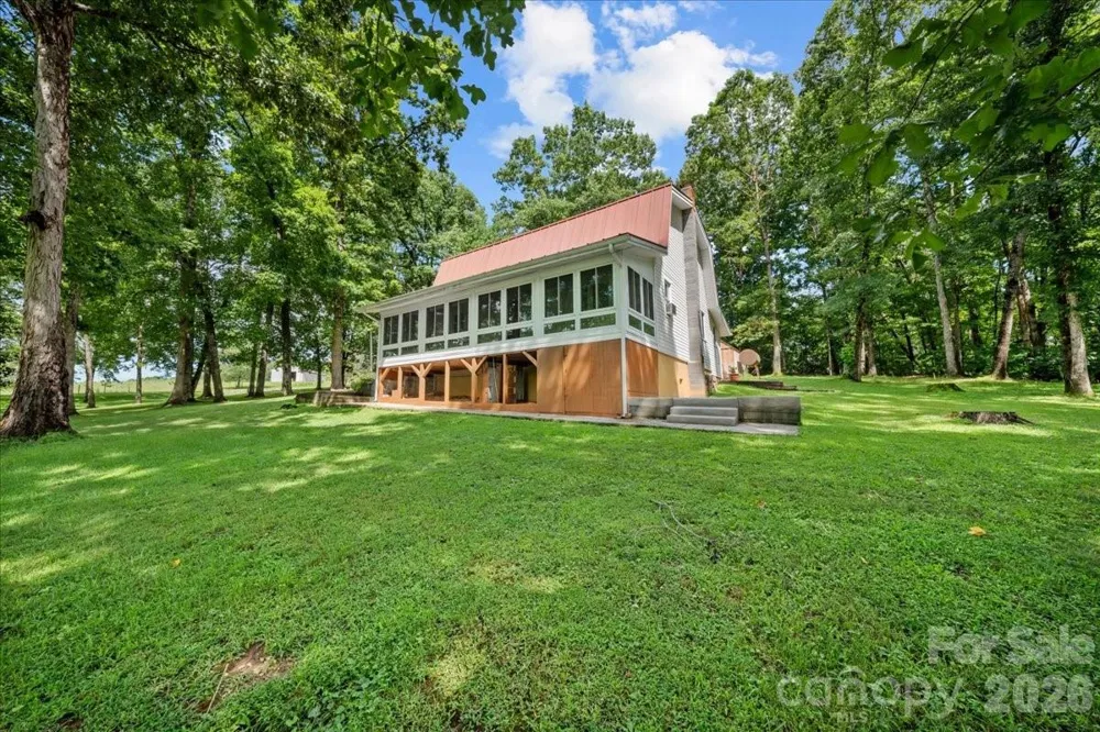 371 Patton Valley Drive Nebo, NC 28761