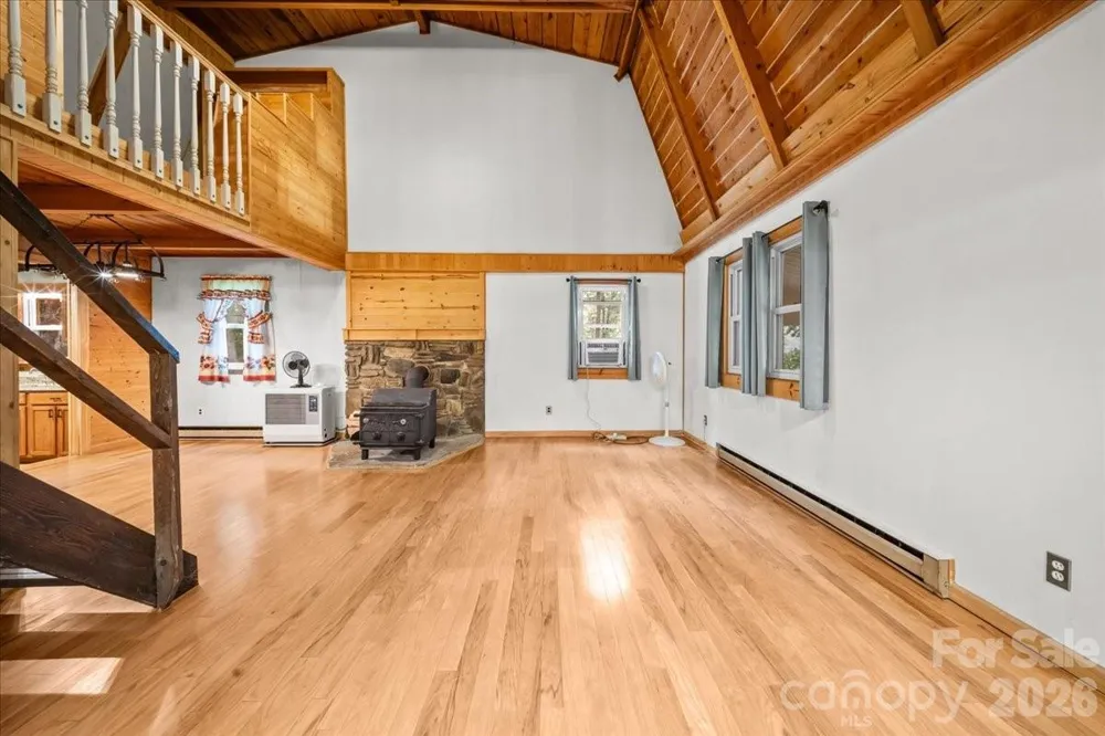 371 Patton Valley Drive Nebo, NC 28761