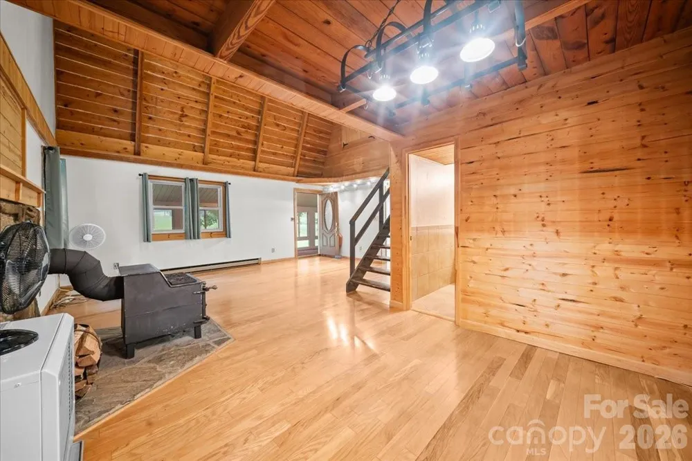 371 Patton Valley Drive Nebo, NC 28761