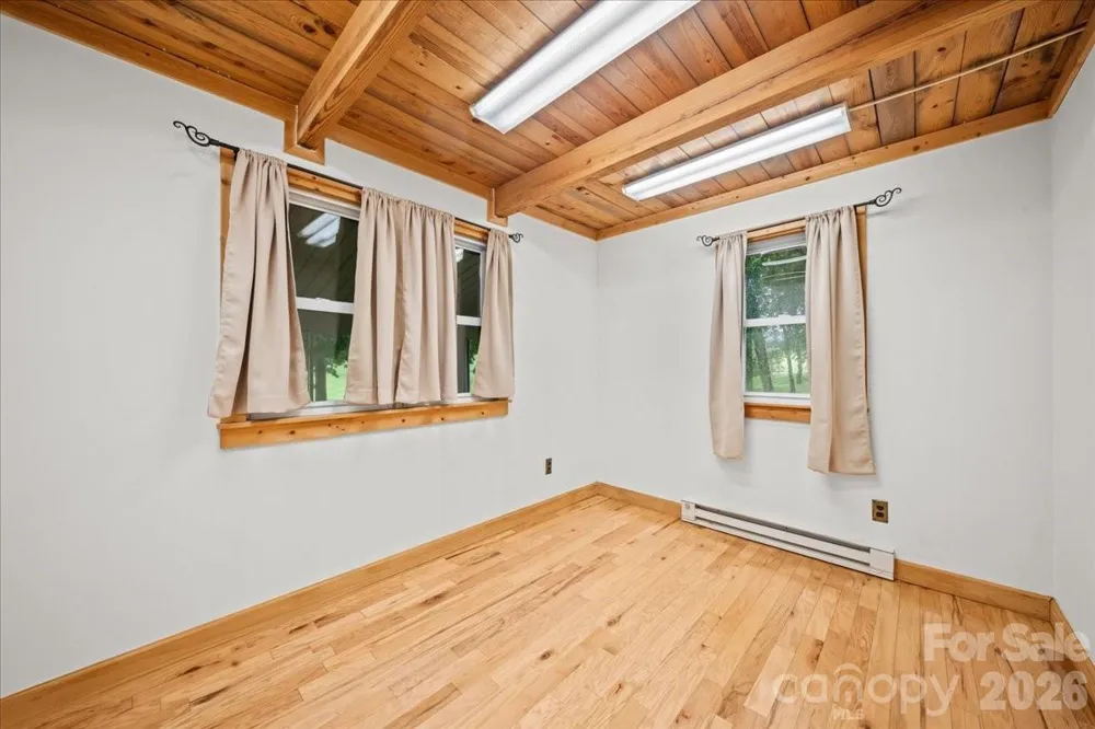 371 Patton Valley Drive Nebo, NC 28761