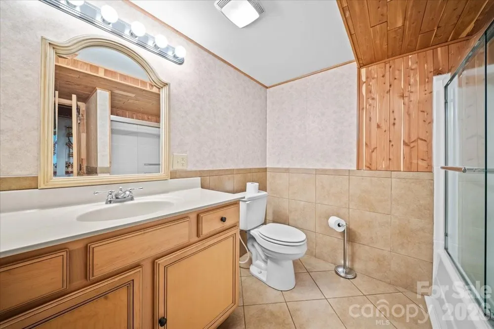 371 Patton Valley Drive Nebo, NC 28761