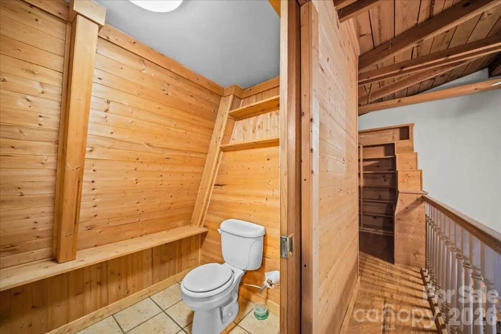 371 Patton Valley Drive Nebo, NC 28761