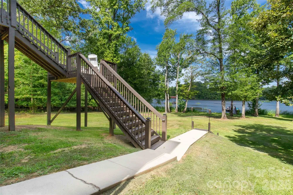 2051 Great North Road Winnsboro, SC 29180