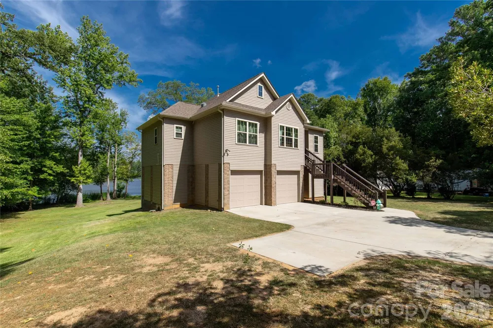 2051 Great North Road Winnsboro, SC 29180