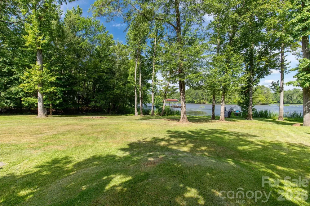 2051 Great North Road Winnsboro, SC 29180