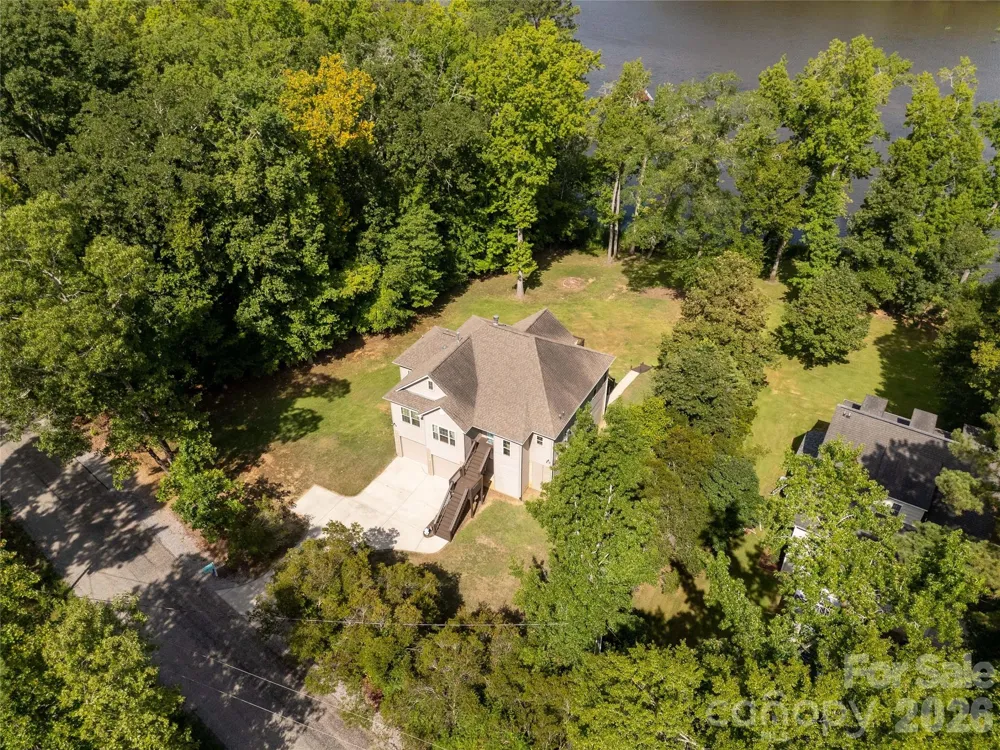 2051 Great North Road Winnsboro, SC 29180
