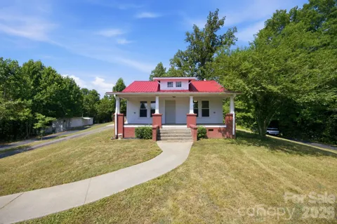 661 Lenoir Road