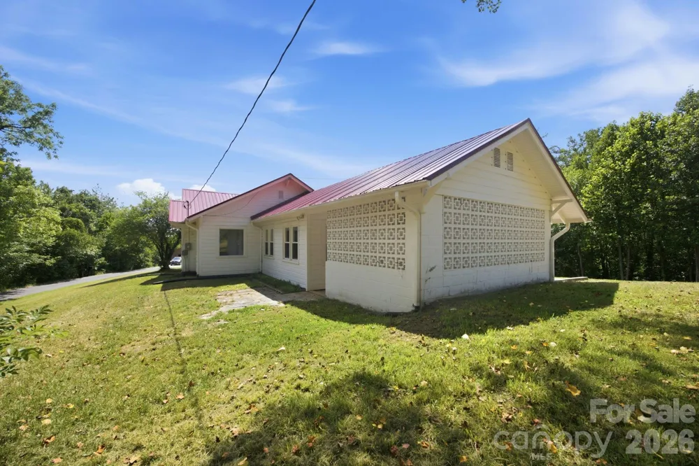 661 Lenoir Road Morganton, NC 28655