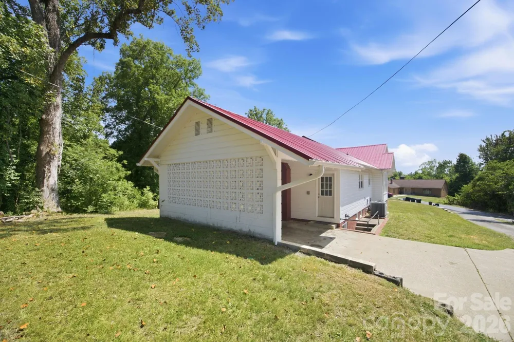 661 Lenoir Road Morganton, NC 28655