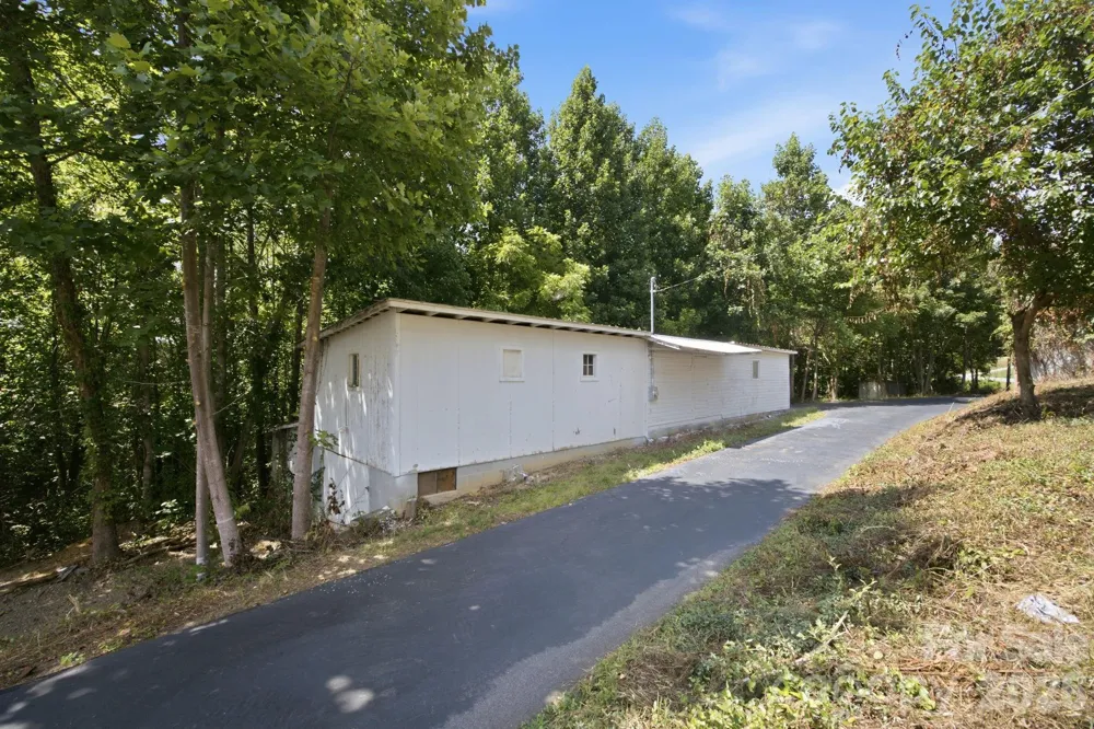 661 Lenoir Road Morganton, NC 28655
