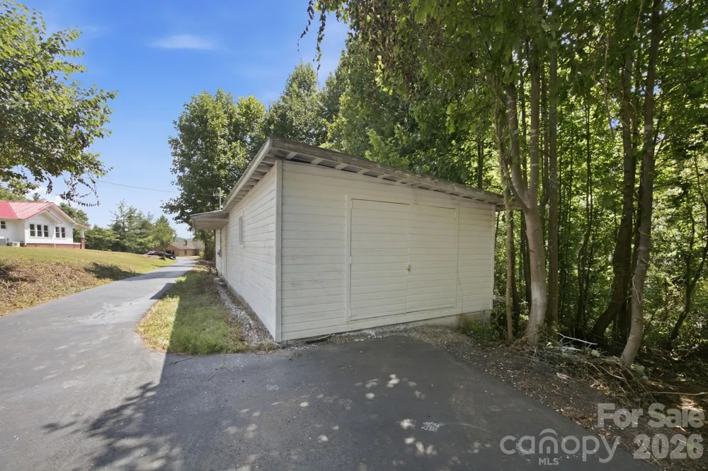 661 Lenoir Road Morganton, NC 28655