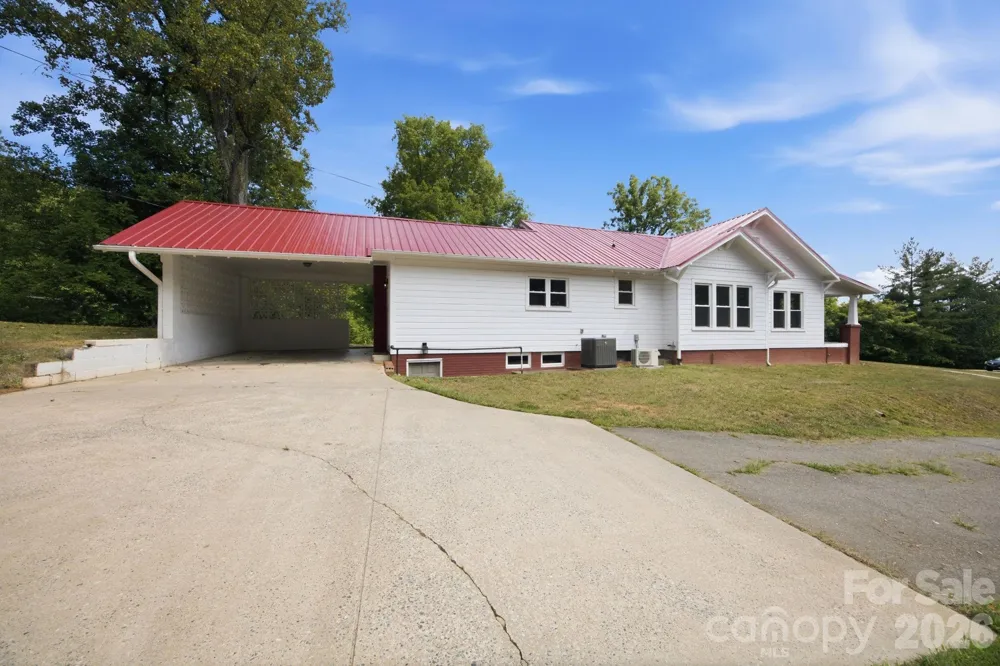 661 Lenoir Road Morganton, NC 28655