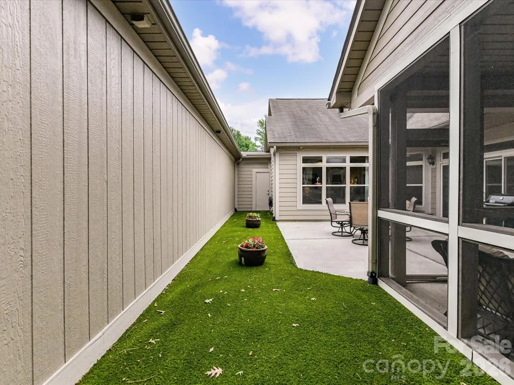 4415 Parkgate Drive Matthews, NC 28105