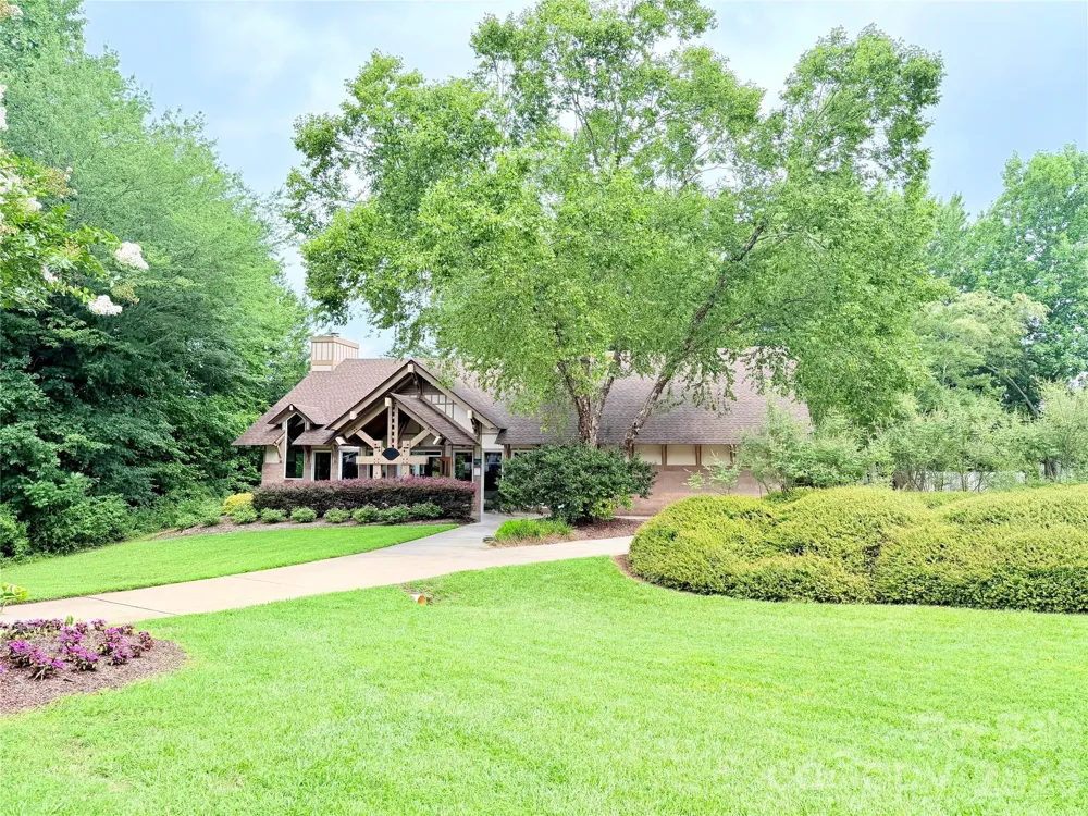 4415 Parkgate Drive Matthews, NC 28105