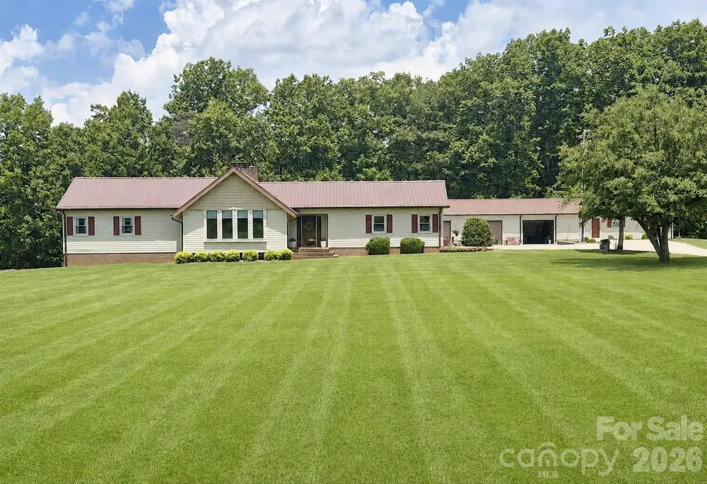 1368 Cajah Mountain Road Hudson, NC 28638