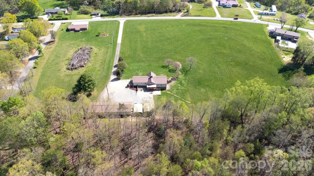 1368 Cajah Mountain Road Hudson, NC 28638