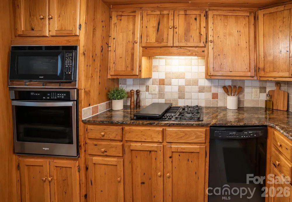 1368 Cajah Mountain Road Hudson, NC 28638