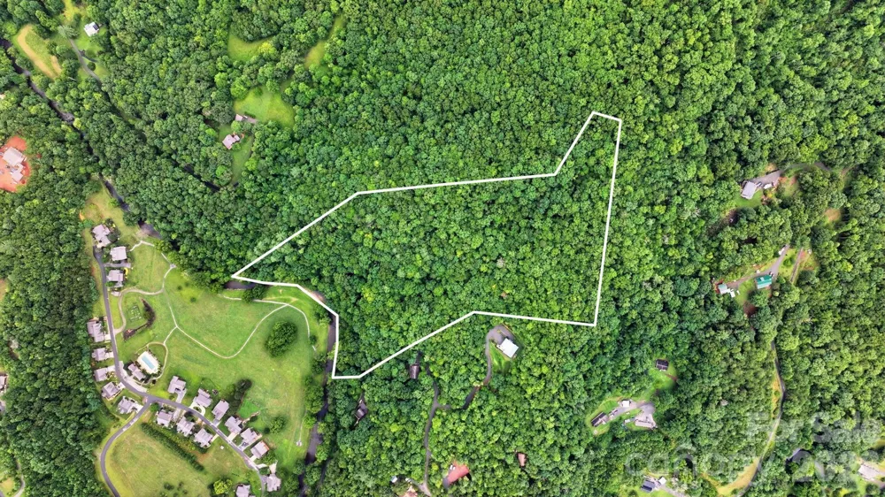 000 Suntrace Circle #18/20 Cullowhee, NC 28723
