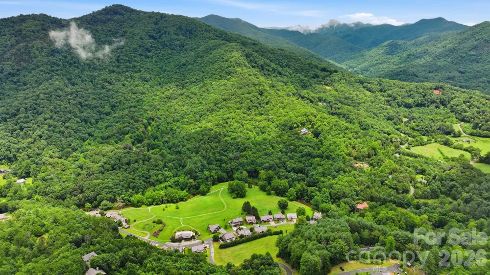 000 Suntrace Circle #18/20 Cullowhee, NC 28723