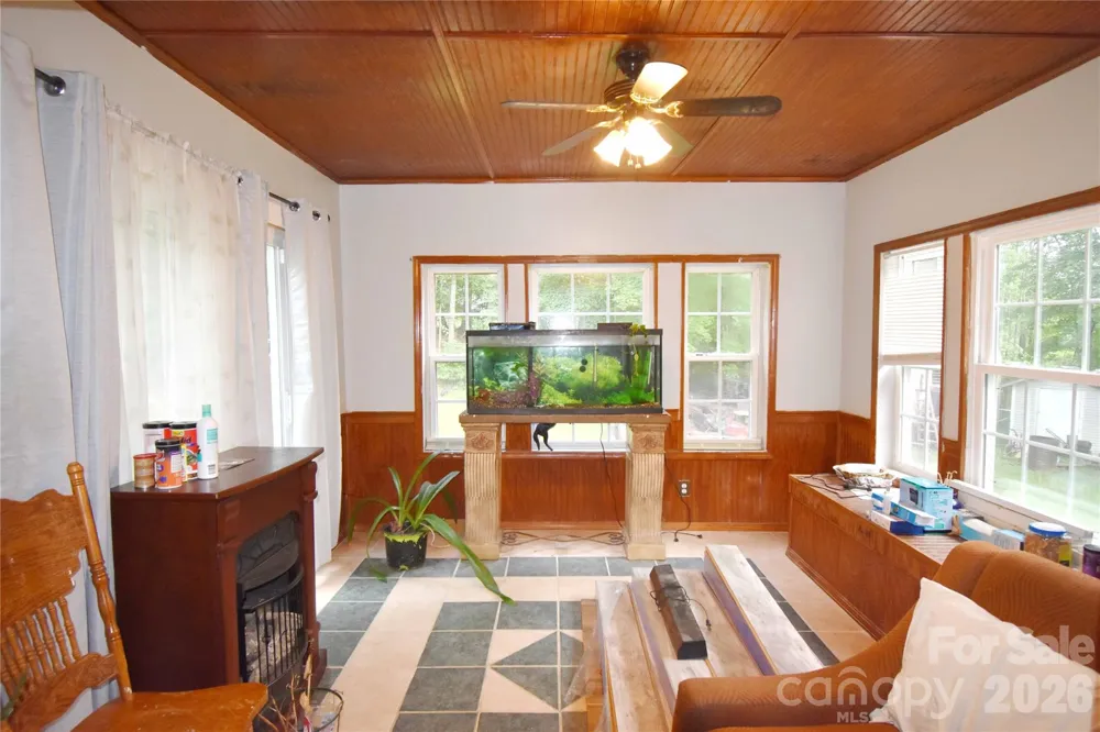 1515 States Avenue Morganton, NC 28655