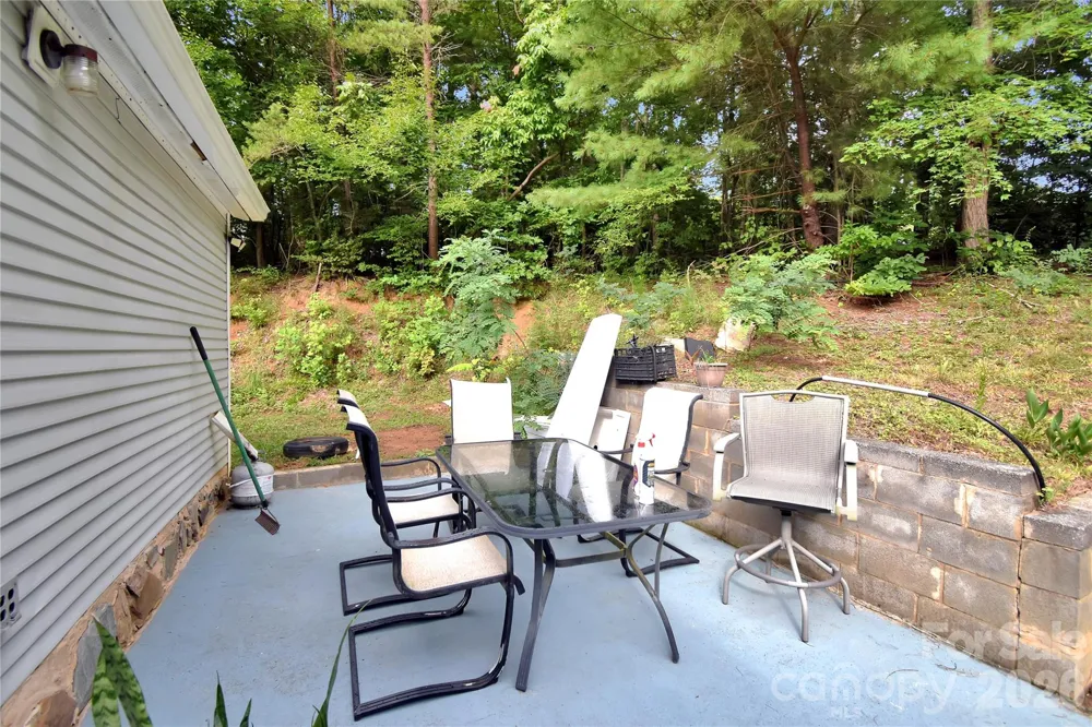 1515 States Avenue Morganton, NC 28655