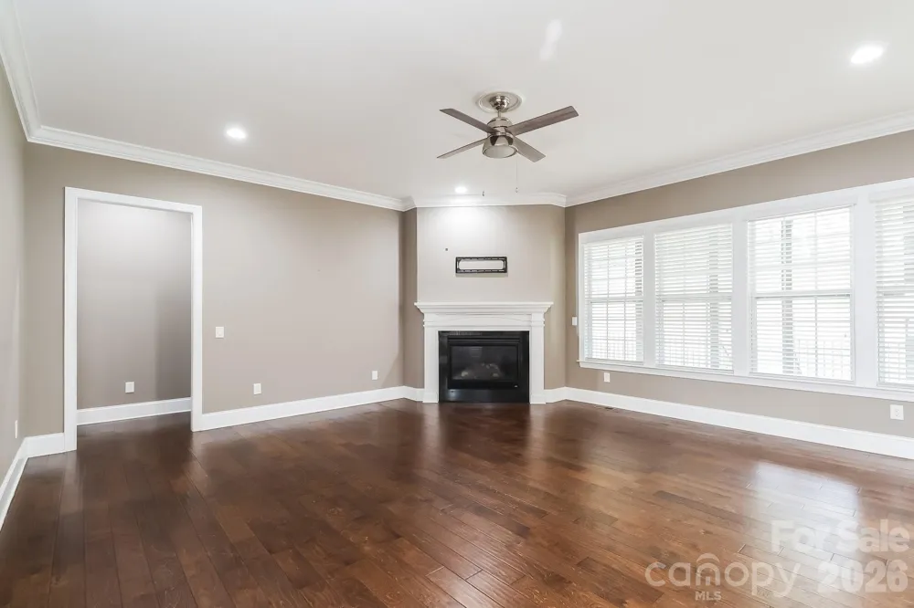 205 Centurion Lane Mount Holly, NC 28120