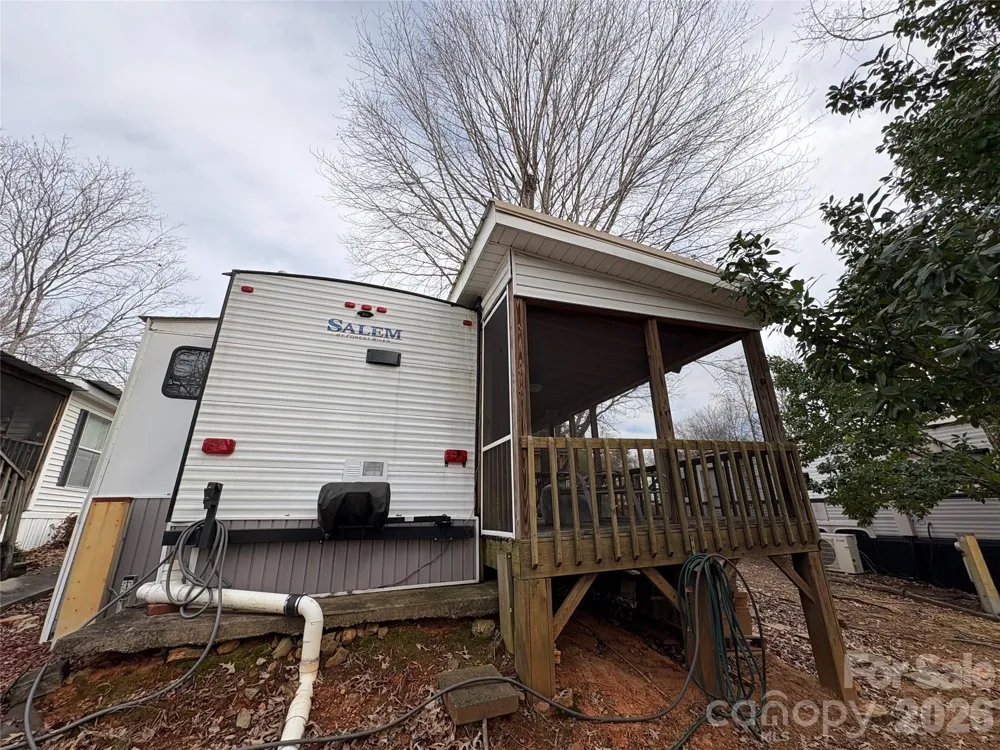 110 Sycamore Street New London, NC 28127