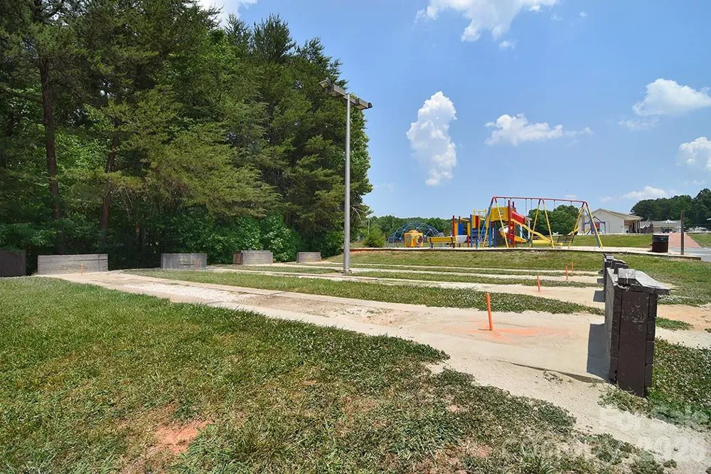 110 Sycamore Street New London, NC 28127
