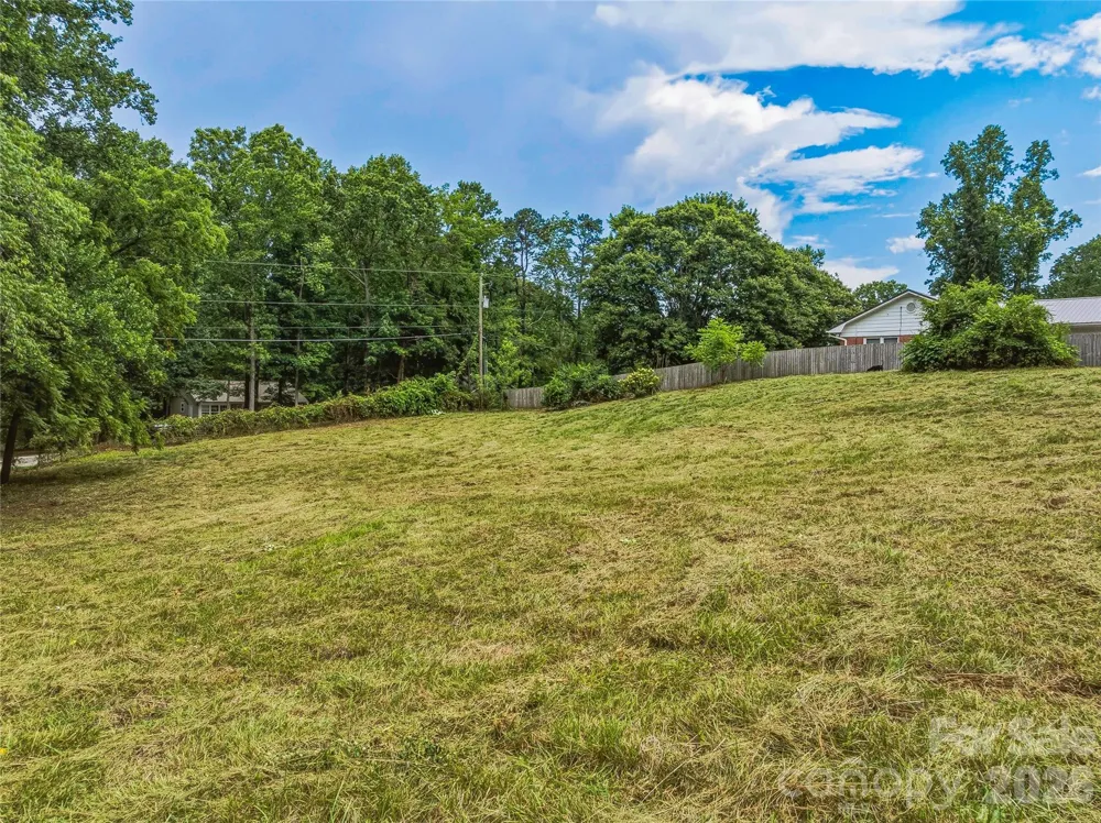 99999 Daniel Road #3 Asheville, NC 28806
