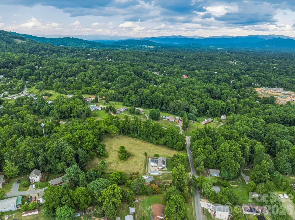 99999 Daniel Road #3 Asheville, NC 28806