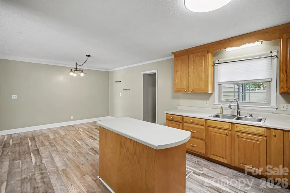 202 W Debby Drive Shelby, NC 28152