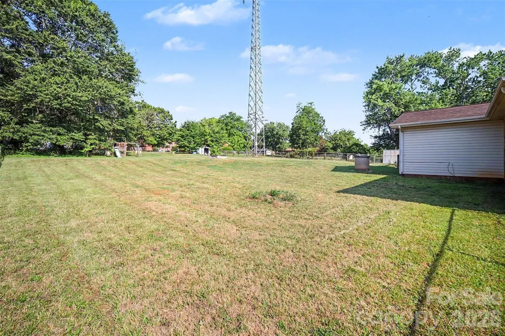 202 W Debby Drive Shelby, NC 28152