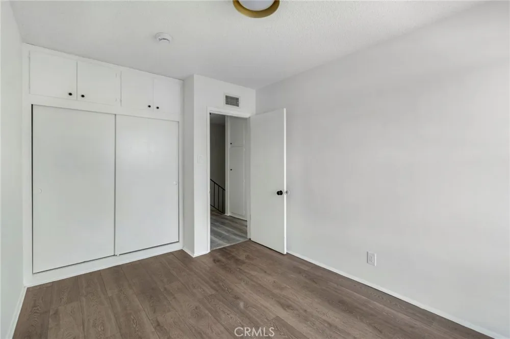 125 E Buckthorn Inglewood, CA 90301
