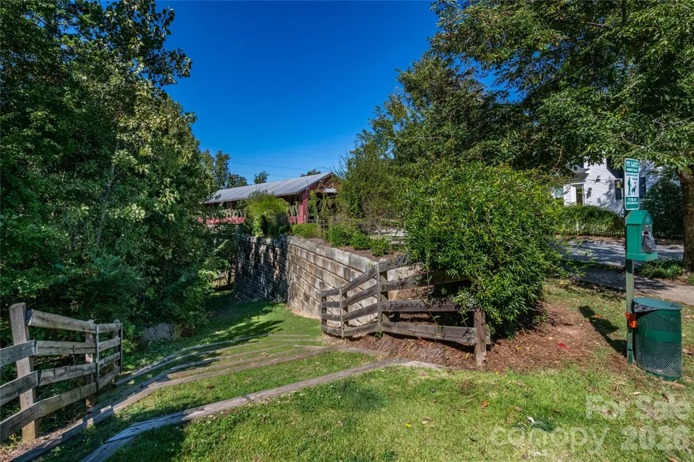 21816 Chapel Way Cornelius, NC 28031