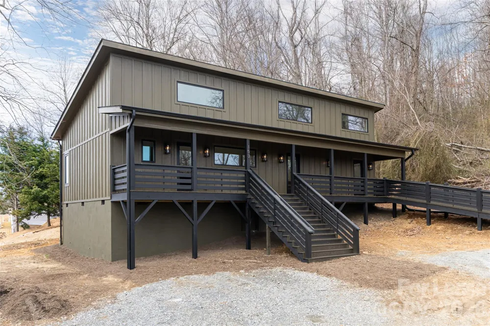 153-B Hackleburg Lane Hendersonville, NC 28792